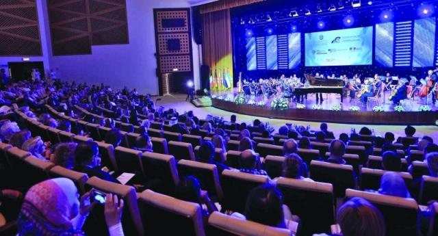 "■ المهرجان مناسبة كبرى للتعريف بالمواهب الإماراتية"