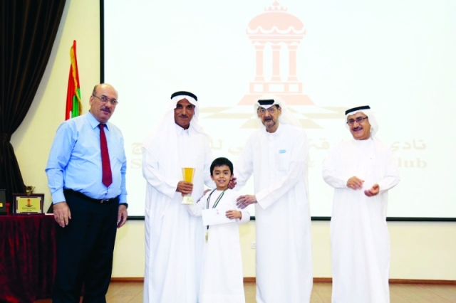"■ من مراسم تتويج الفائزين"