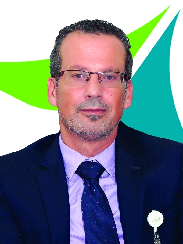 "أيمن صالح"