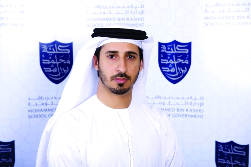 "علي المري"