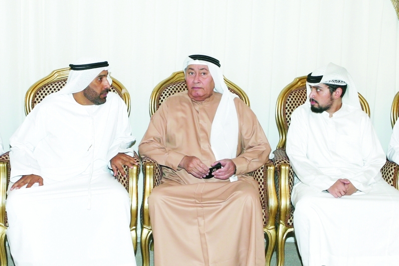 "عبد الله الموسى خلال العزاء"