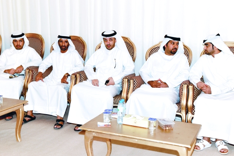 "■ جانب من مجلس العزاء"