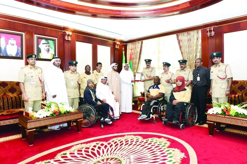 "اللواء المزينة يحتفي بنادي دبي للمعاقين"