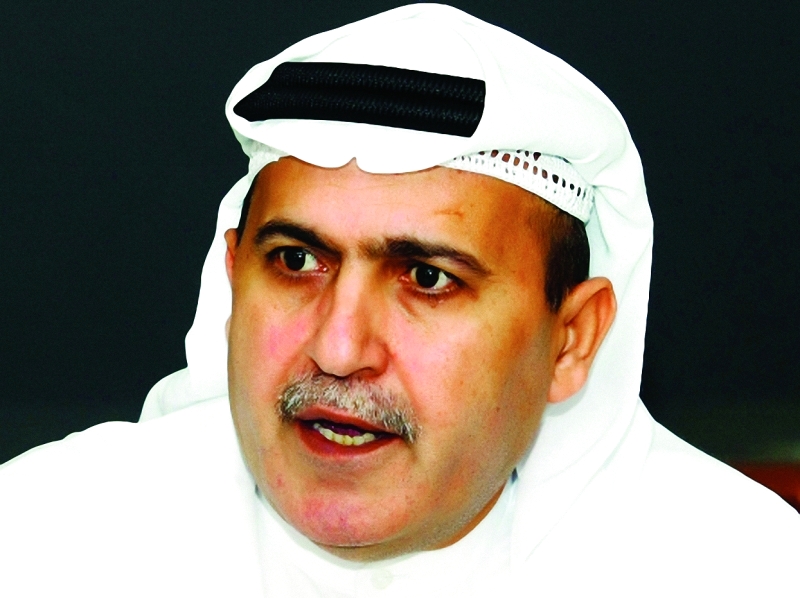 "يوسف الملا"