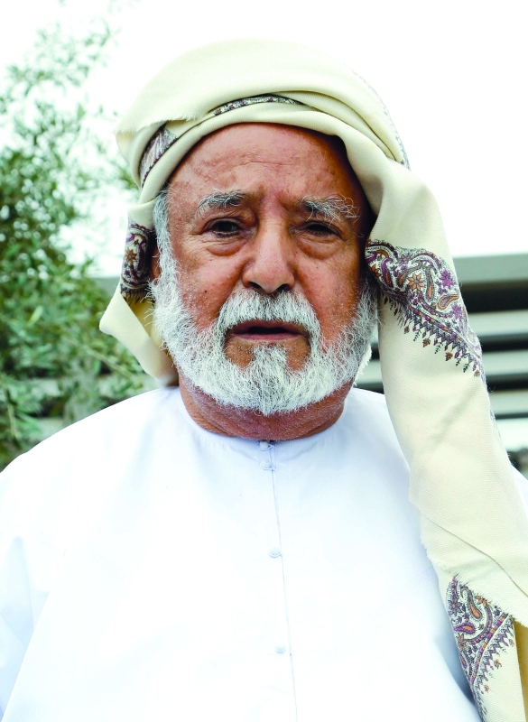 "خميس المزروعي"