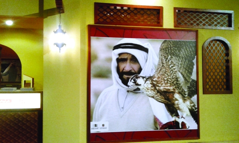 "أعمال تحكي شغف المغفور له الشيخ زايد بن سلطان بالتراث"