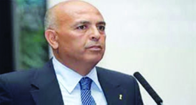 "بالحسن مالوش"