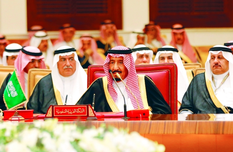 "Ⅶ خادم الحرمين ملقياً كلمته خلال القمة  |  أ.ف.ب"