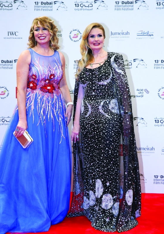 "■ يسرا وإيناس الدغيدي"