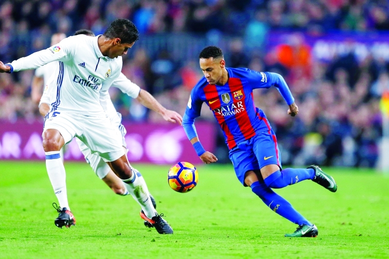 "■ الريال وبرشلونة لاستعادة الانتصارات بعد التعادل في الكلاسيكو | أ ب"