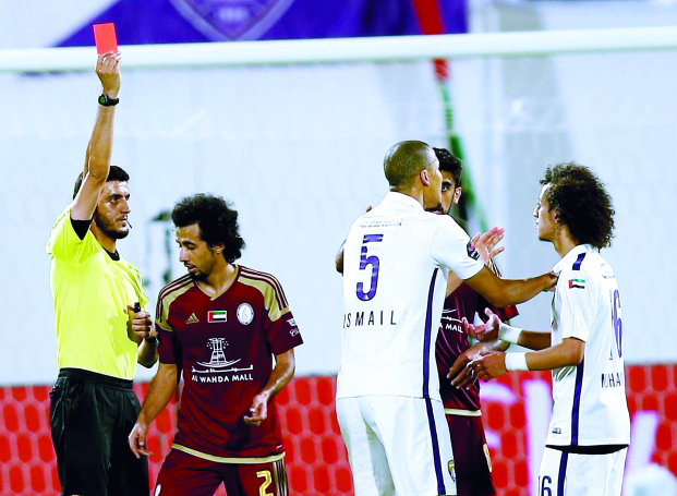 "■ خروج إسماعيل أحمد بالبطاقة الحمراء | البيان"