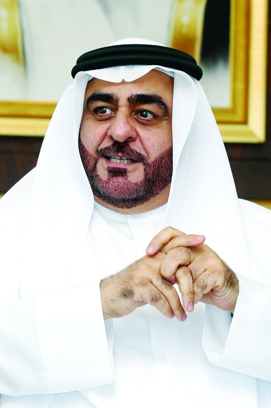 "منصور العور"