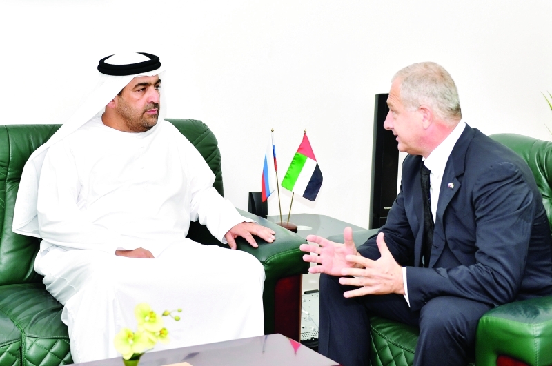 "راشد بن فهد معزياً قنصل روسيا"