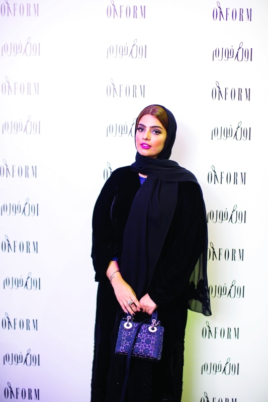 "منيرة المرزوقي"