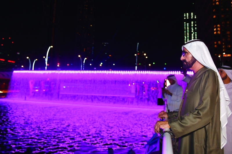 "محمد بن راشد يفتتح قناة دبي المائية"