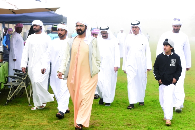 محمـد بن راشد يشـهد فوز حمـد بـن دلمـوك بكأس الصفوح للقدرة في سيح السلم