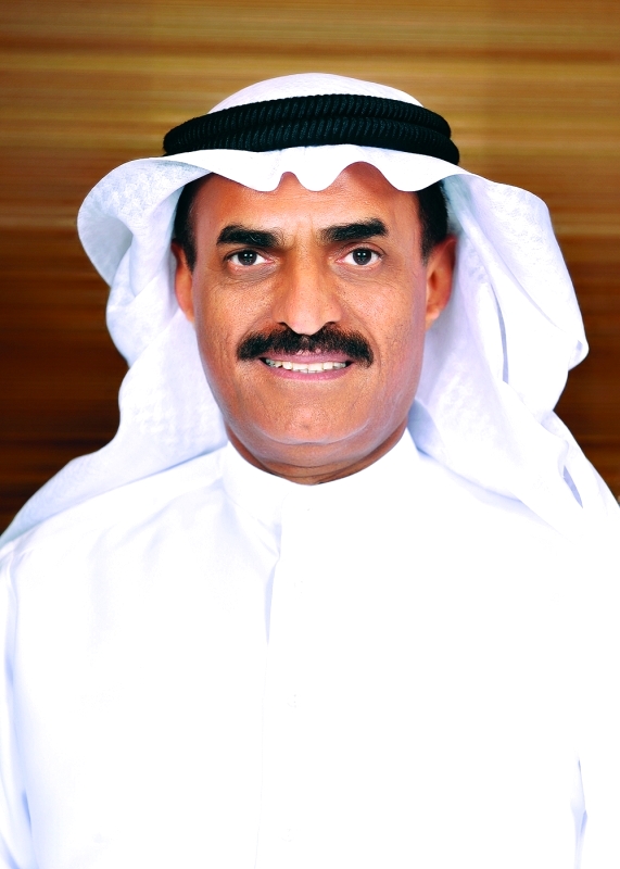 "عبد الله بلحيف: قيادتنا حريصة على إسعاد المواطنينوتحقيق الاستقرار"