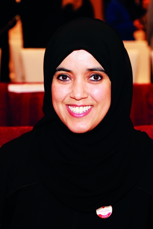 "■ آمنة الشعالي"