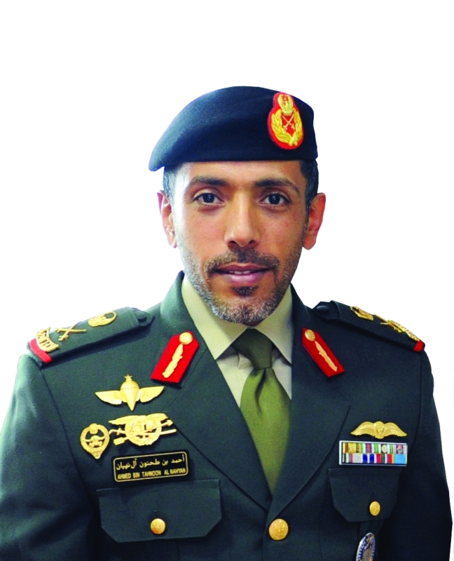 "أحمد بن طحنون"
