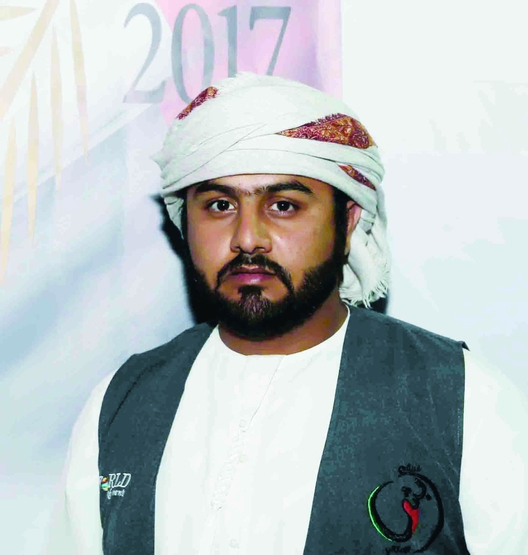 "سلطان الشامسي"