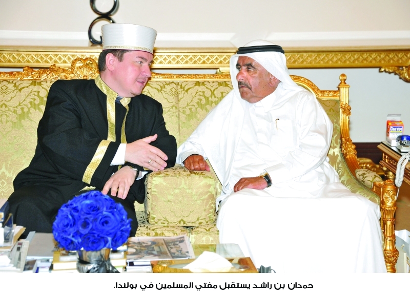 "حمدان بن راشد لدى استقباله أحمد يوفاش | وام"