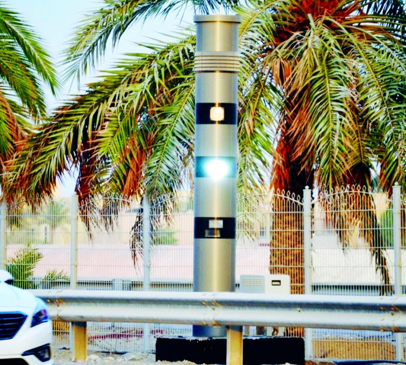 "■ 173 رادار «فيترونك» تتولى المخالفات  |  البيان"