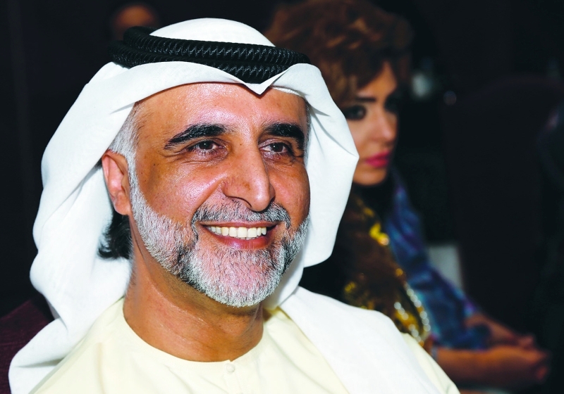 "حبيب غلوم: أيادي الإمارات البيضاء ممدودة في كل مكان"
