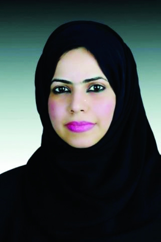 "فاطمة المزروعي"