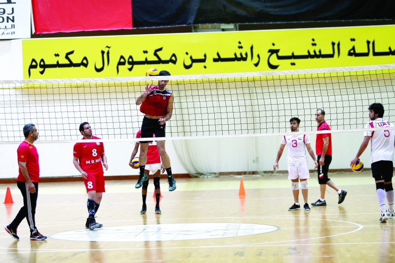 "■ المنتخب الوطني يستعد لاستحقاقات كبيرة  البيان"