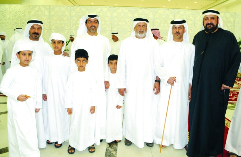 "■ حامد بن زايد خلال الحفل"