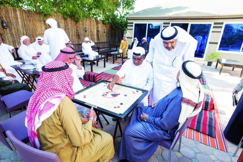 "نادي الذخر لكبار السن واحة للأنشطة ونافذة للإبداع | تصوير: عبدالله المطروشي"