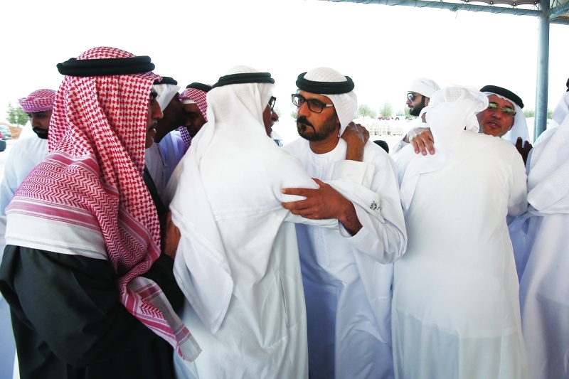 "حسين الحمادي يتقبل التعازي في الشهيد عبد الحميد الحمادي"