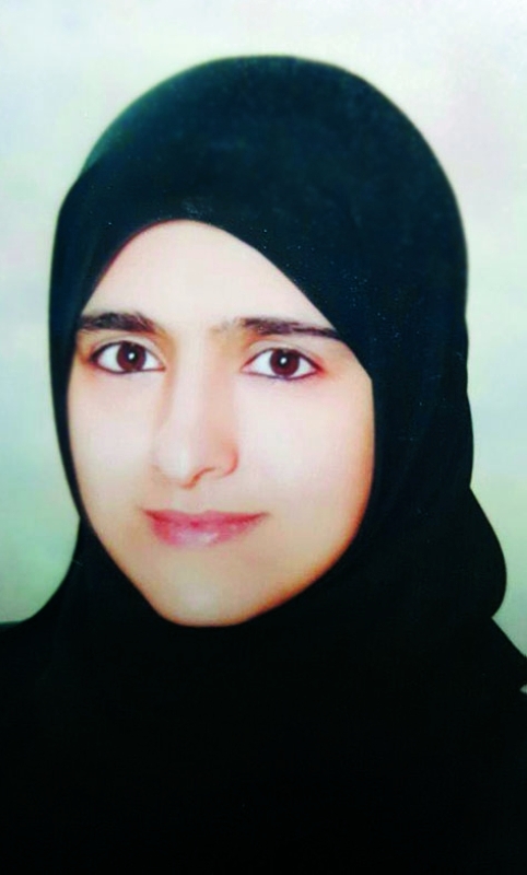 "منى الحوسني"