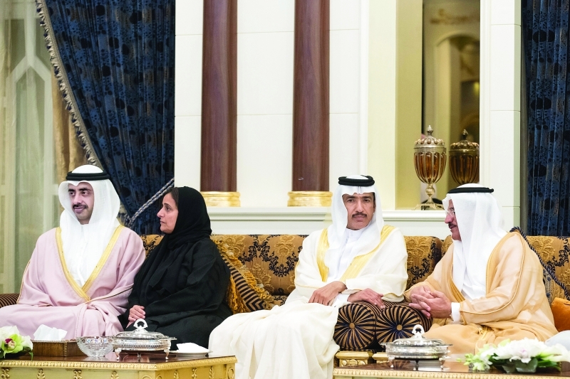 "عبد الله بن زايد ولبنى القاسمي وسلطان المنصوري وأحمد الزعابي"