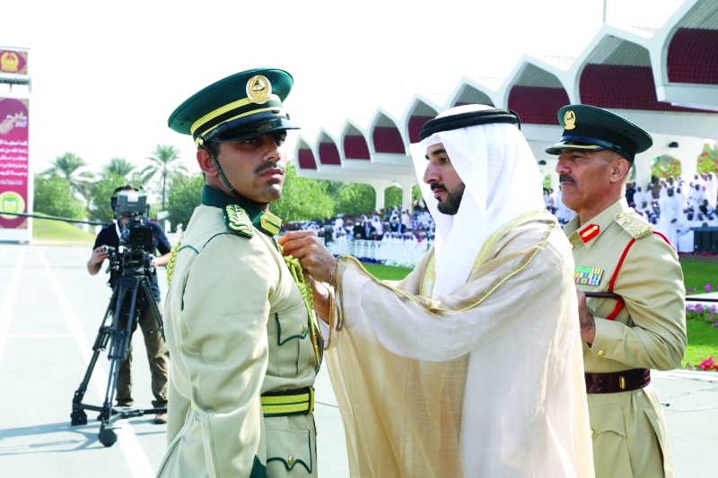 "سموه خلال تكريم الأوائل"
