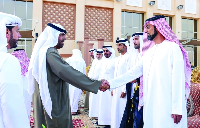 "عمار النعيمي خلال حضوره أفراح النعيمي والعرياني | وام"