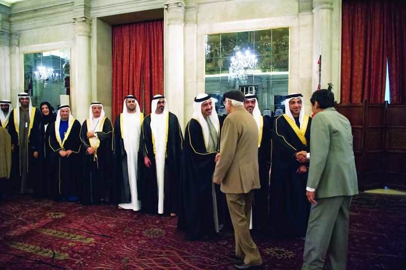 "■ منصور وحامد وعبدالله بن زايد وخالد وذياب بن محمد بن زايد وسلطان المنصوري\t\tوأنور قرقاش وريم الهاشمي ومحمد البواردي وسلطان الجابر"