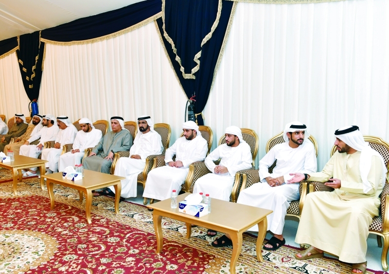 "محمد بن راشد وحمدان ومكتوم بن محمد خلال العزاء بحضور راشد النعيمي ومحمد النابودة"