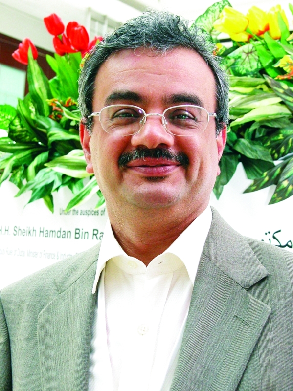 "إبراهيم كلداري: العلاج بالتبريد والحرارة يفيد الحالات البسيطة"