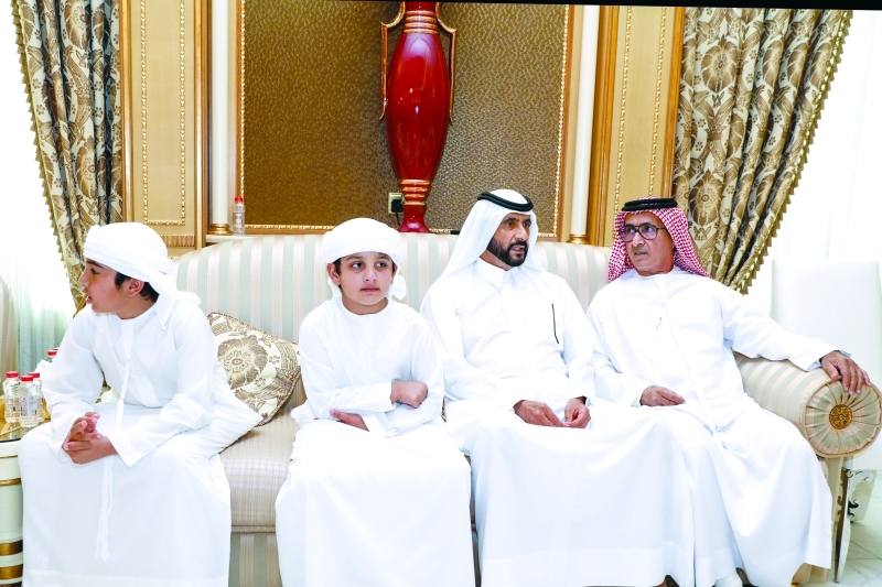 "أمل القبيسي وسعيد بن زايد وحشر بن مكتوم"