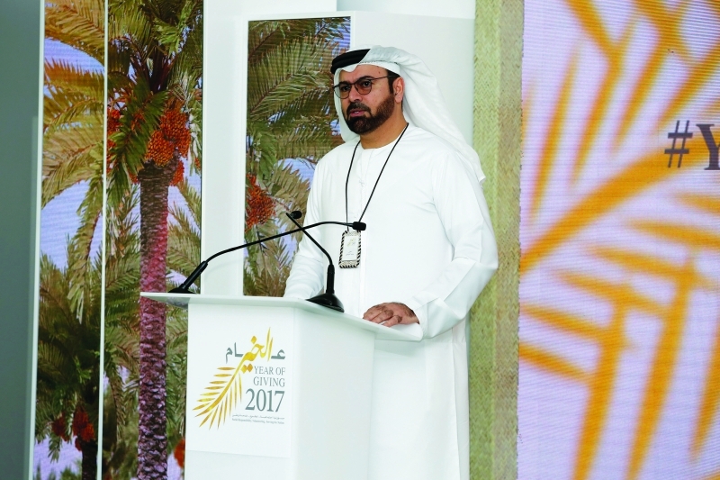 "محمد القرقاوي خلال إلقاء الكلمة في الخلوة | تصوير: ناصر بابو"
