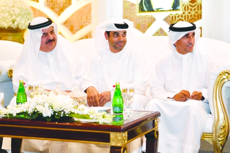 "■ سعيد بن مكتوم ومحمد العلي"