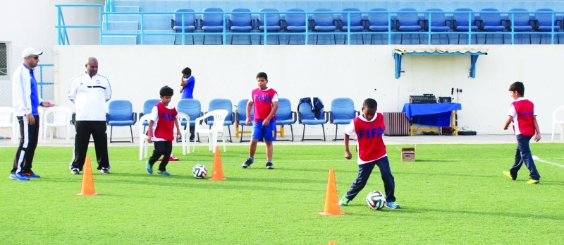 "■ من منافسات مهرجان الواعدين | البيان"