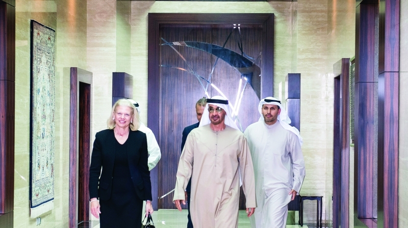 محمد بن زايد ووزير الخارجية الأميركي يستعـــــــرضان هاتفياً أوضاع ومستجدات المنطقة
