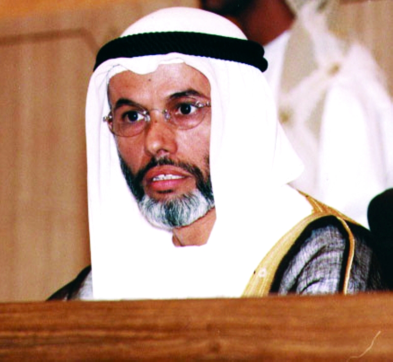 "محمد خليفة بن حبتور"