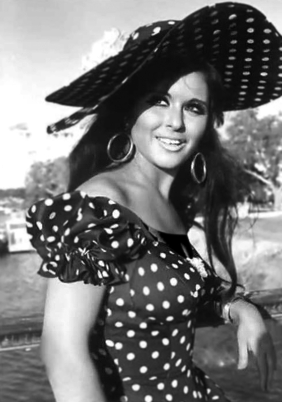 "سعاد حسني"