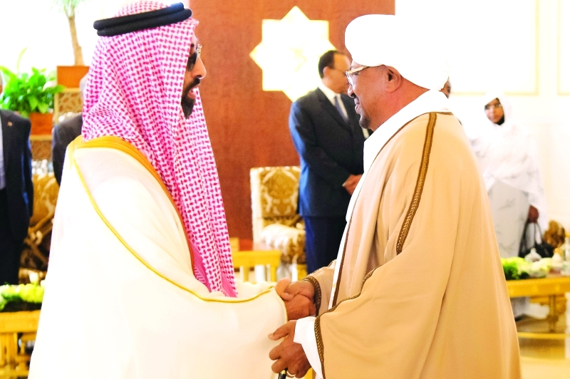 "■ وطحنون بن زايد"