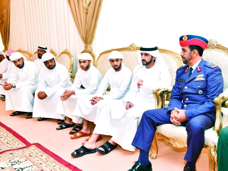 "■ حمدان بن محمد خلال تقديم واجب العزاء في شهيد الوطن نادر مبارك  |  تصوير: خليفة اليوسف وسيف محمد ومحمد هشام"
