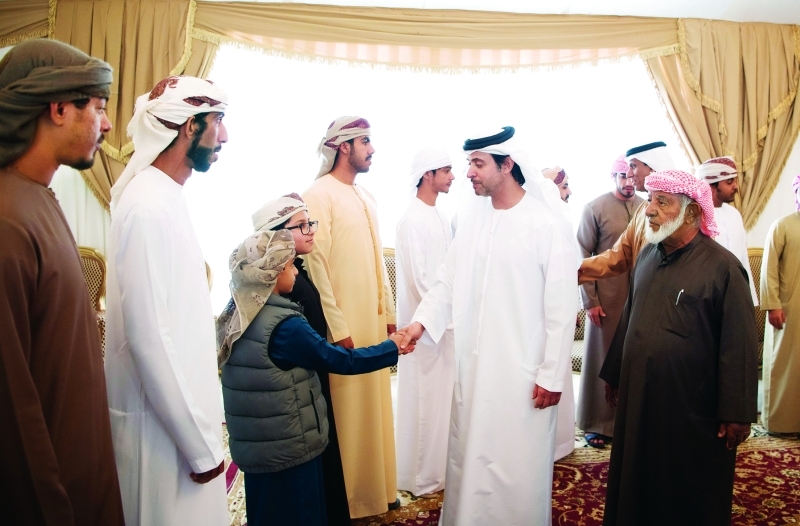 "وسموه مواسياً ذوي الشهيد الكعبي"