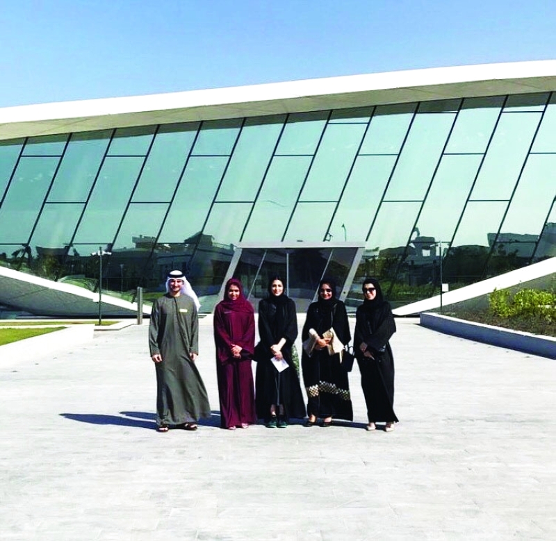 "وفد من متحف قطر"